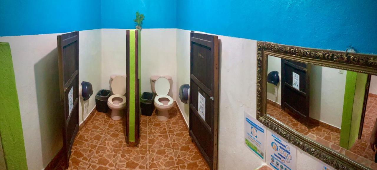 Yaxche Centro Hostal Y Camping Bacalar Exterior foto