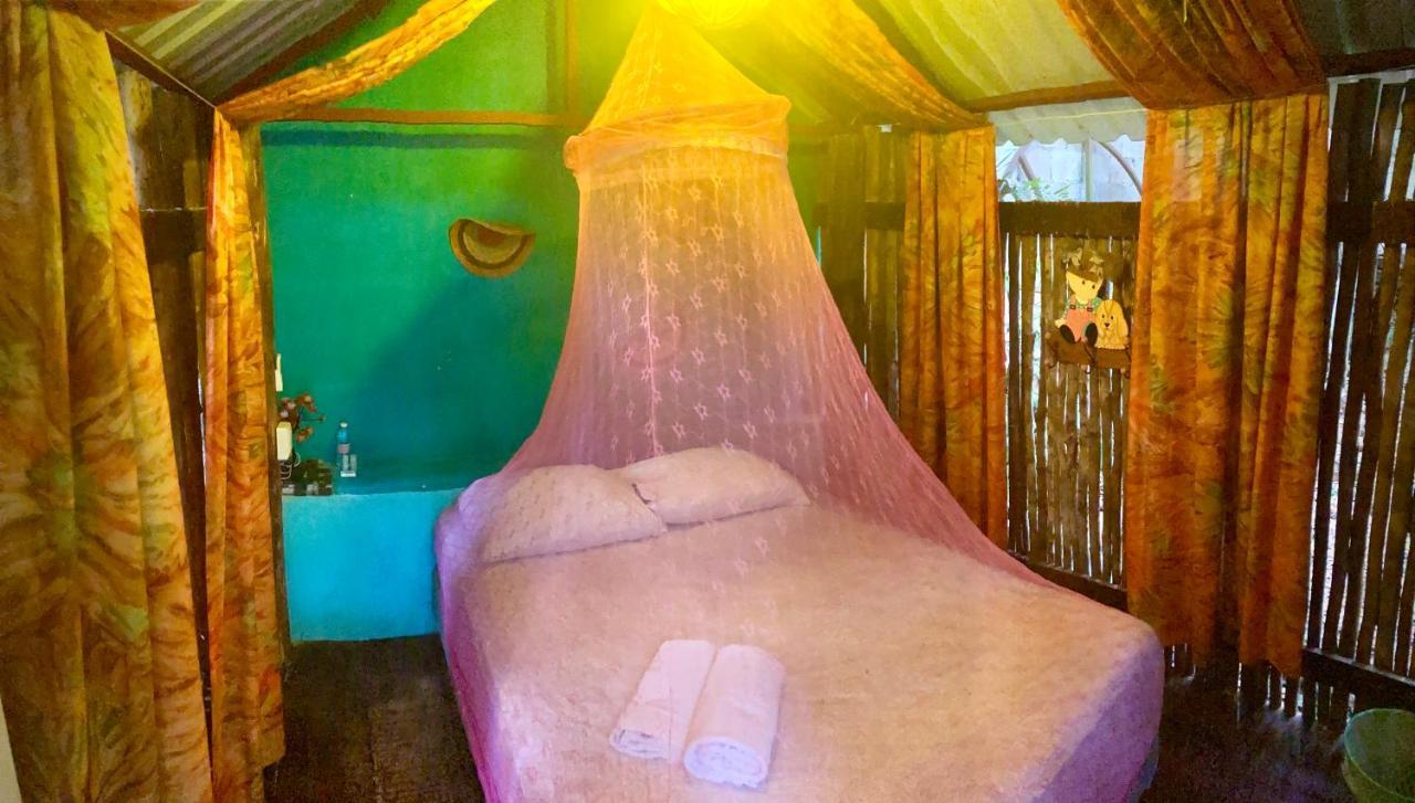 Yaxche Centro Hostal Y Camping Bacalar Exterior foto