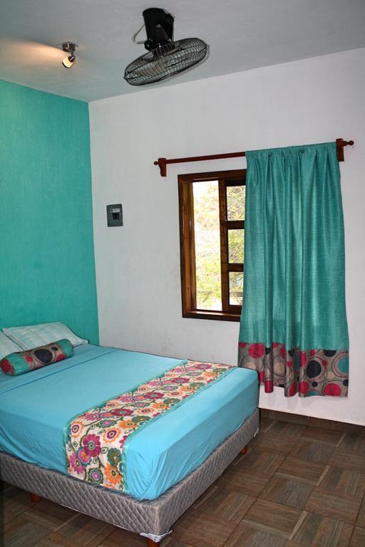 Yaxche Centro Hostal Y Camping Bacalar Exterior foto